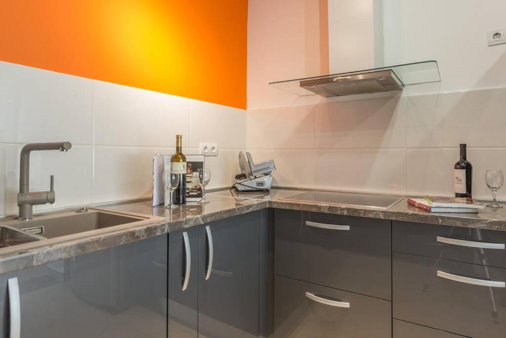Apartment Marina Deluxe ดูบรอฟนิก ภายนอก รูปภาพ